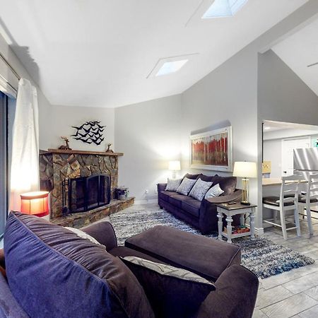 Cozy Mountain Townhome Flagstaff Exterior photo